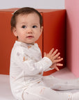 Baby in white sleepsuit, DSC03857