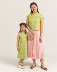Ladies Alana Top - Yellow Floral Lanterns pair