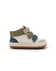 Side profile of the baby Metropoly shoe highlighting the flat ergonomic sole and high-top ankle support.