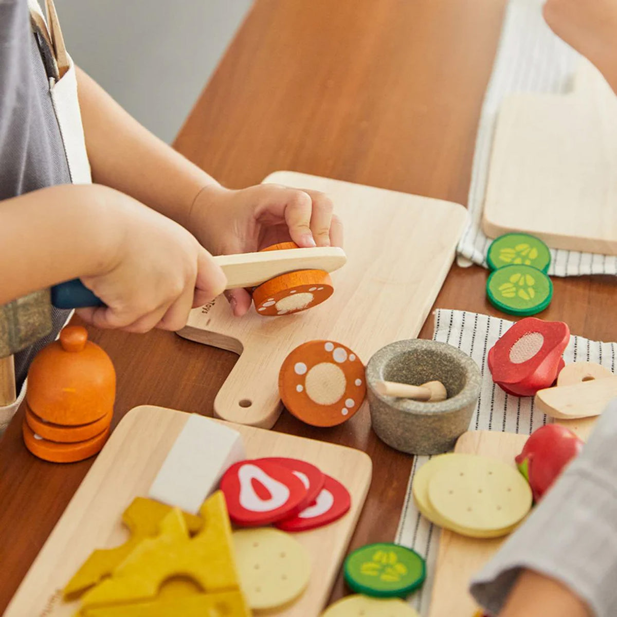 Cheese &amp; Charcuterie Board - Plan Toys