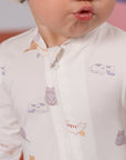 Baby in cat pajamas, DSC03890
