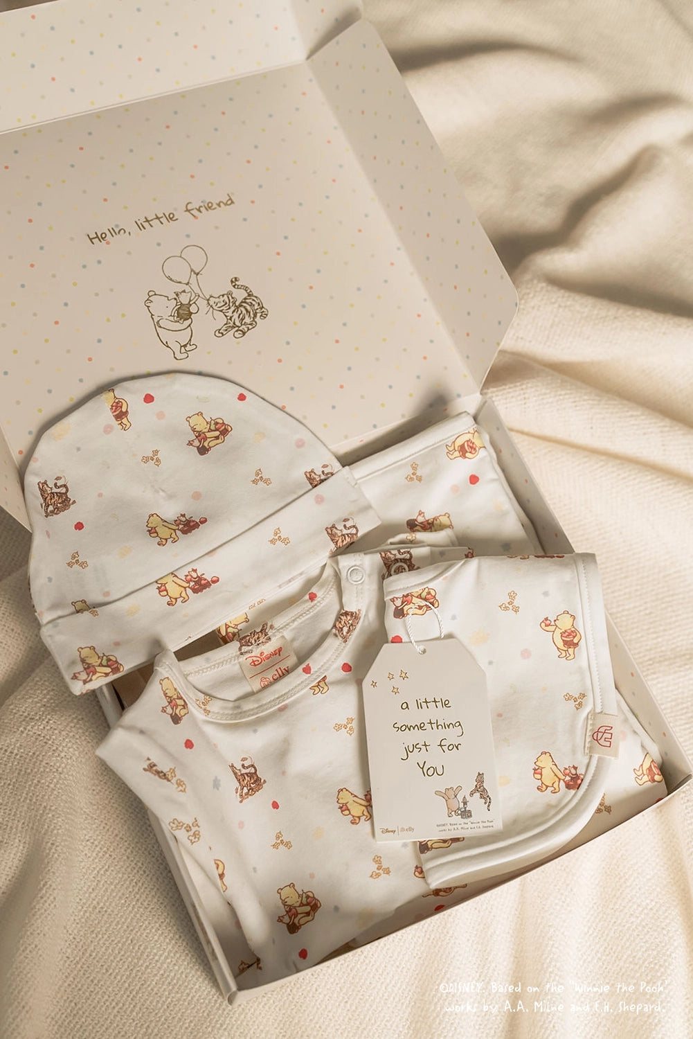 Classic Gift Set - White Harvest Pooh