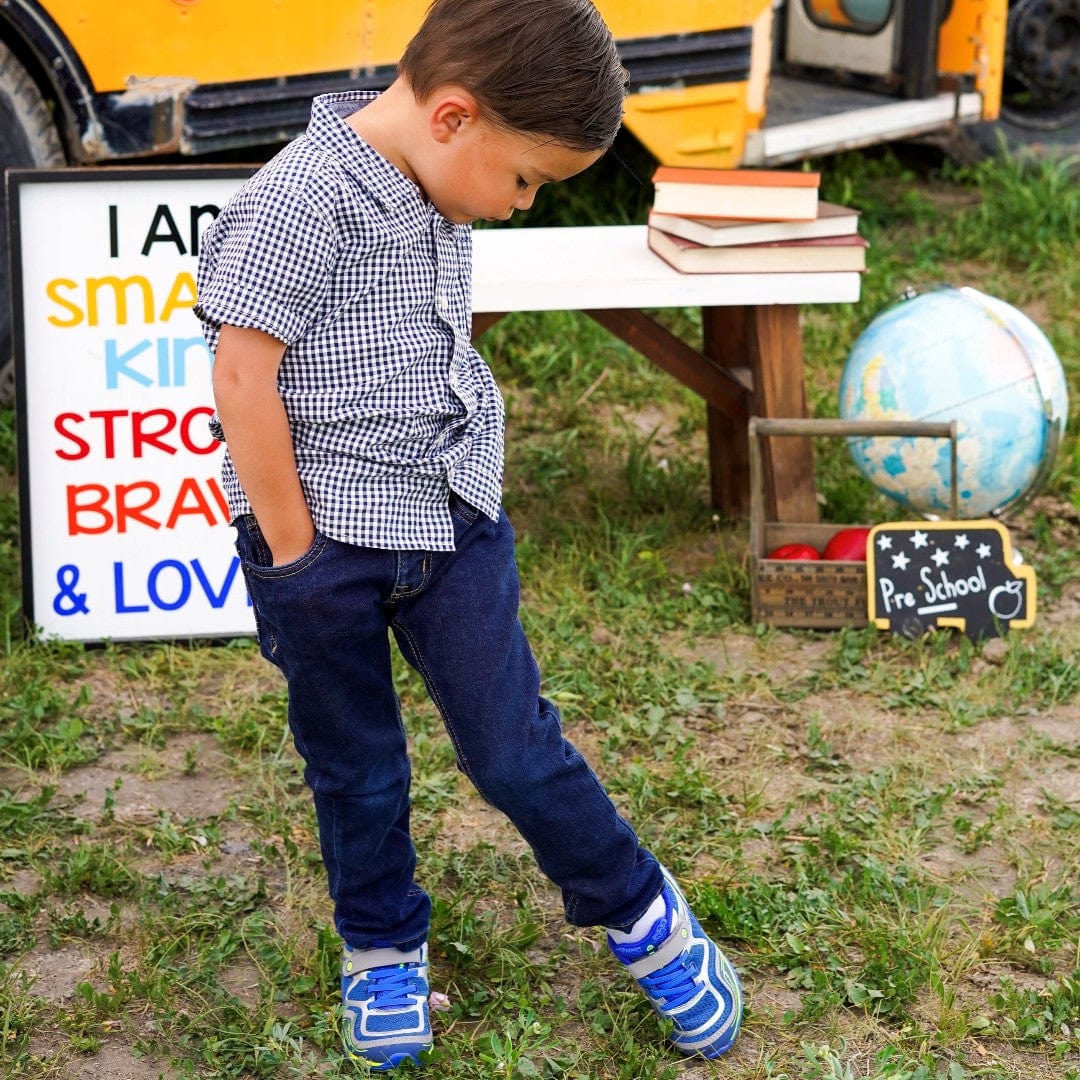 Pediped Force shoes - Boy in front of school bus, Pre School