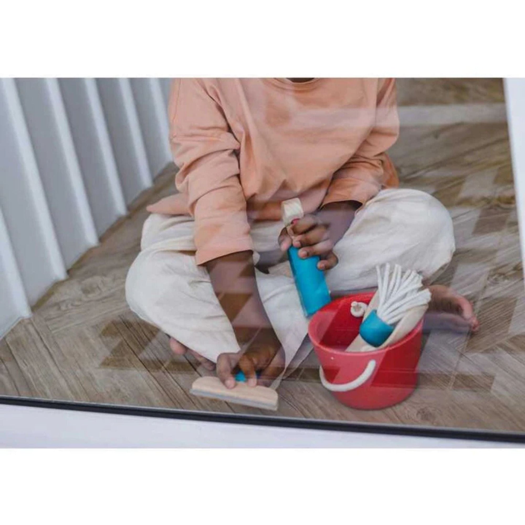 Plan Toys Cleaning Set