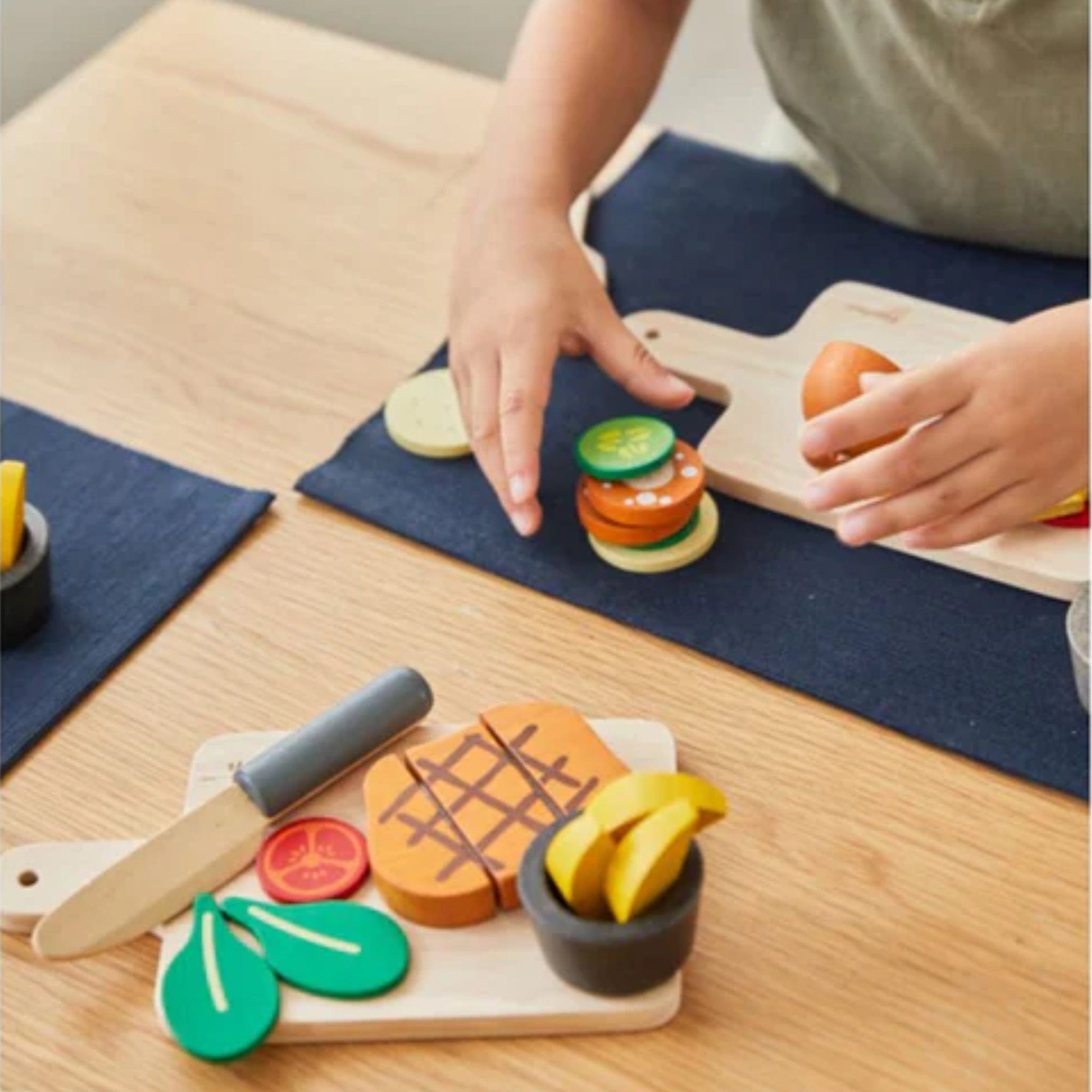 Plan Toys Steak Set