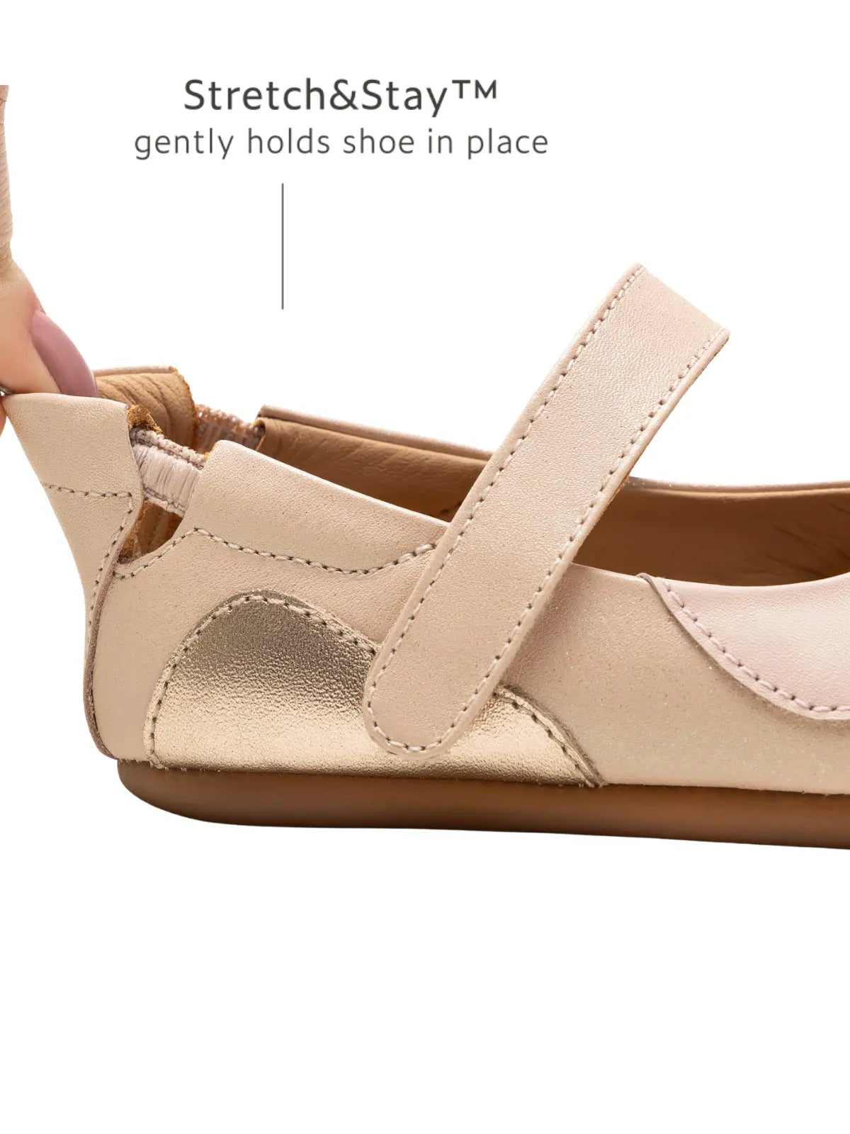 Close-up of the metallic gold heel accent and Stretch &amp; Stay elastic on the candy dream kitten baby shoe for easy on-and-off.