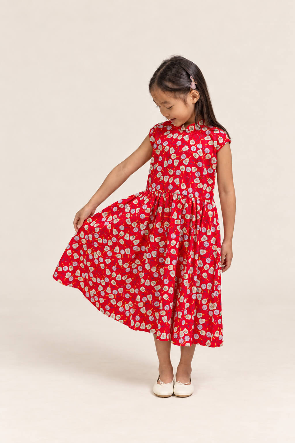 Twirly Cheongsam - Red Fans
